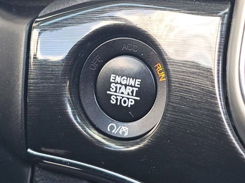 Used 2017 Jeep Grand Cherokee Trailhawk image 17