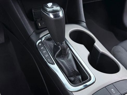 Used 2018 Chevrolet Cruze LS image 25