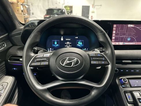 Used 2024 Hyundai Palisade Calligraphy FWD image 15