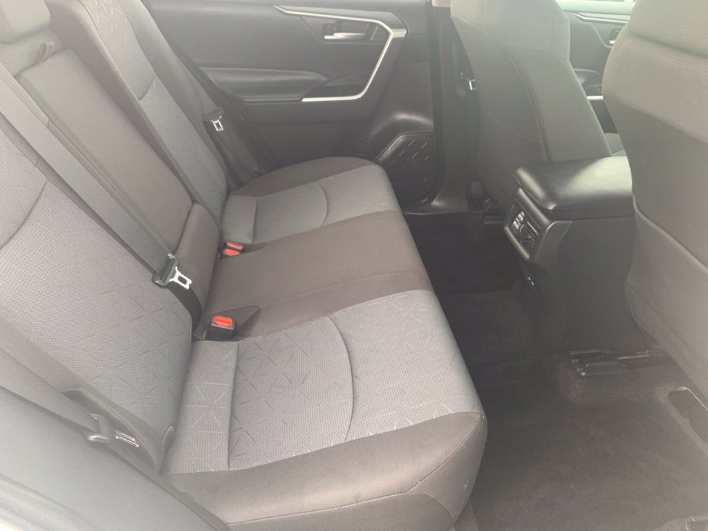 Used 2025 Toyota RAV4 XLE AWD/4WD image 22