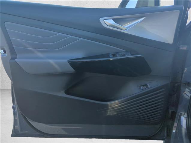 Used 2023 Volkswagen ID.4 Pro S RWD image 13
