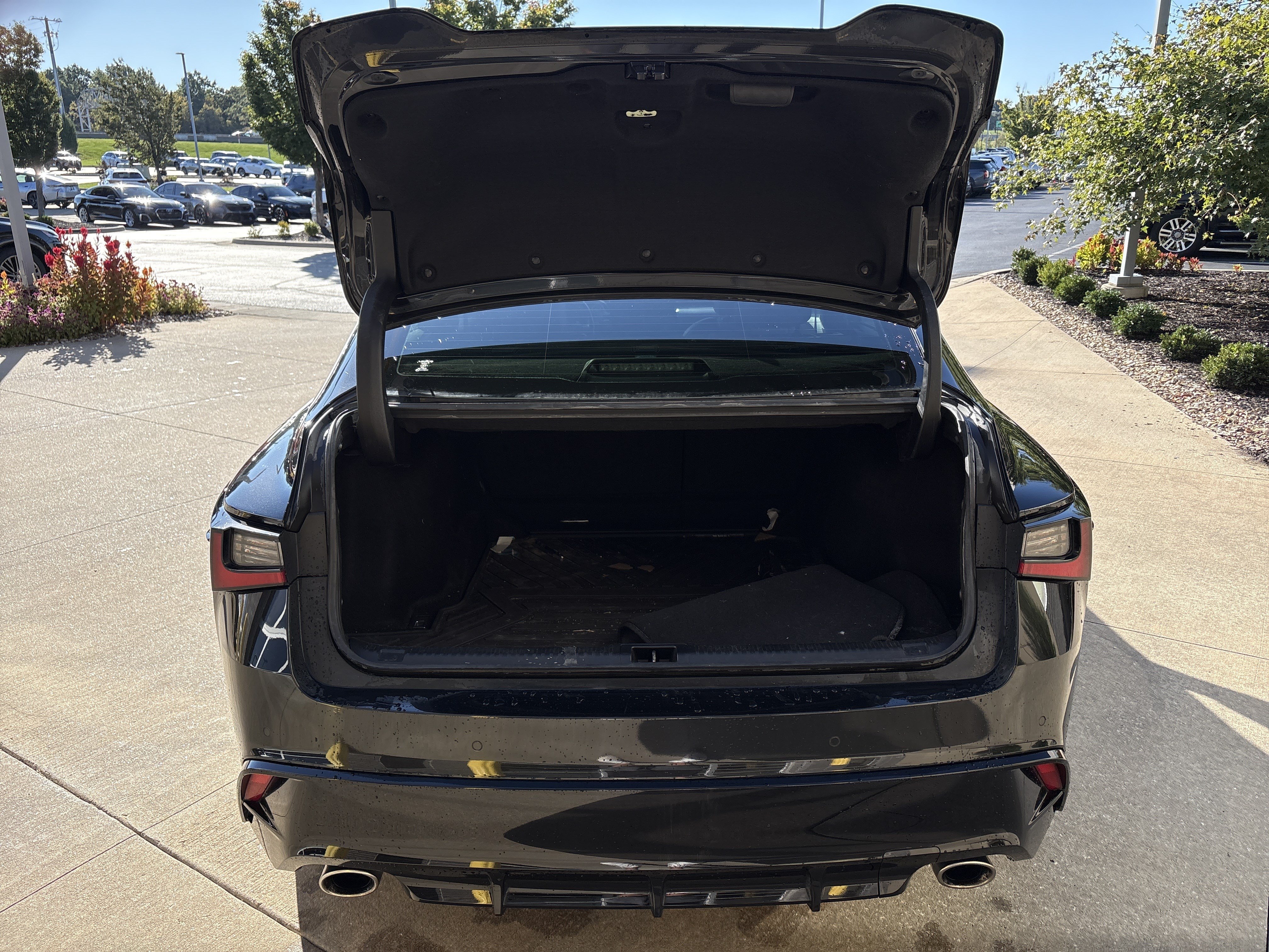 Used 2021 Lexus IS 350 F Sport AWD/4WD image 32