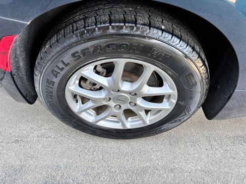 Used 2023 Chrysler Pacifica Touring-L FWD image 36