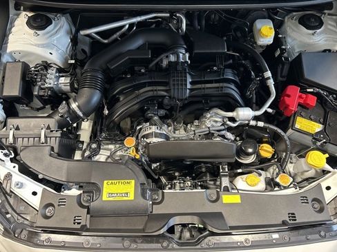 Used 2025 Subaru Crosstrek 2.0i Premium image 40