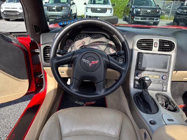 Used 2005 Chevrolet Corvette Convertible w/ Preferred Equipment Group RWD image 15