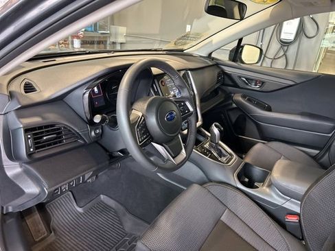 Used 2025 Subaru Outback Premium AWD/4WD image 48