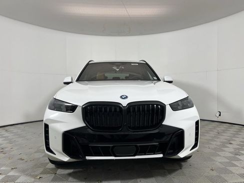 New 2026 BMW X5 xDrive50e w/ M Sport Package image 2