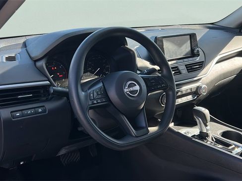 Certified 2024 Nissan Altima 2.5 S image 11