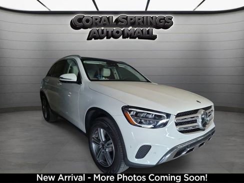 Used 2022 Mercedes-Benz GLC 300 image 1
