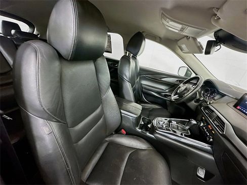 Used 2018 MAZDA CX-9 Touring image 28