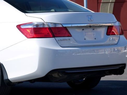 Used 2015 Honda Accord EX image 20