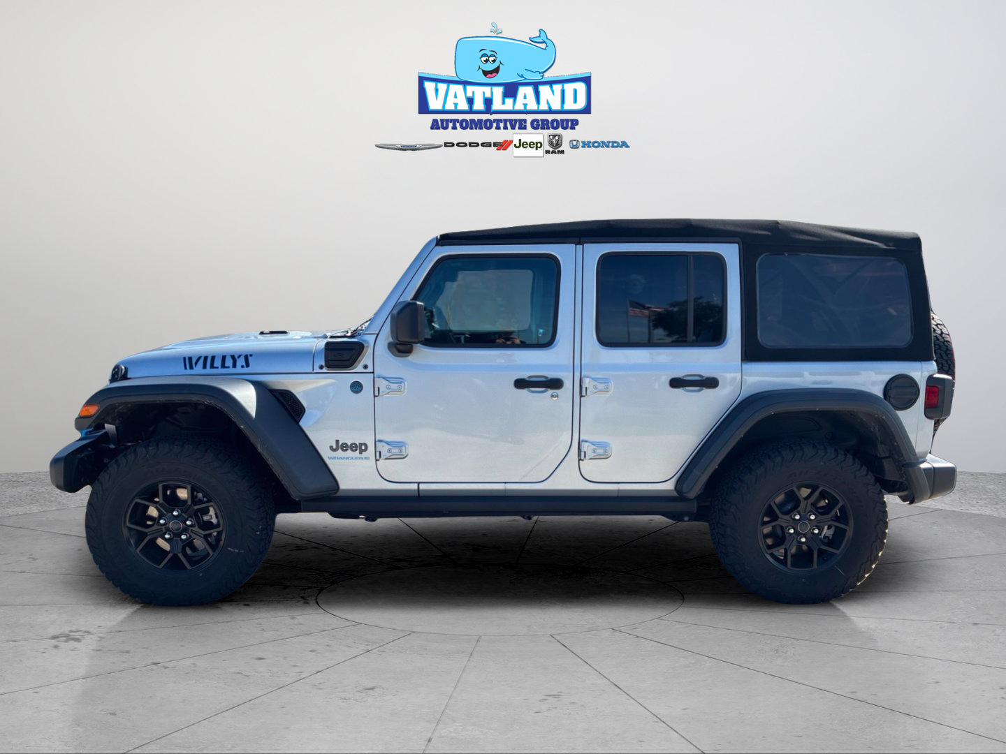 Certified 2024 Jeep Wrangler Unlimited AWD/4WD image 2