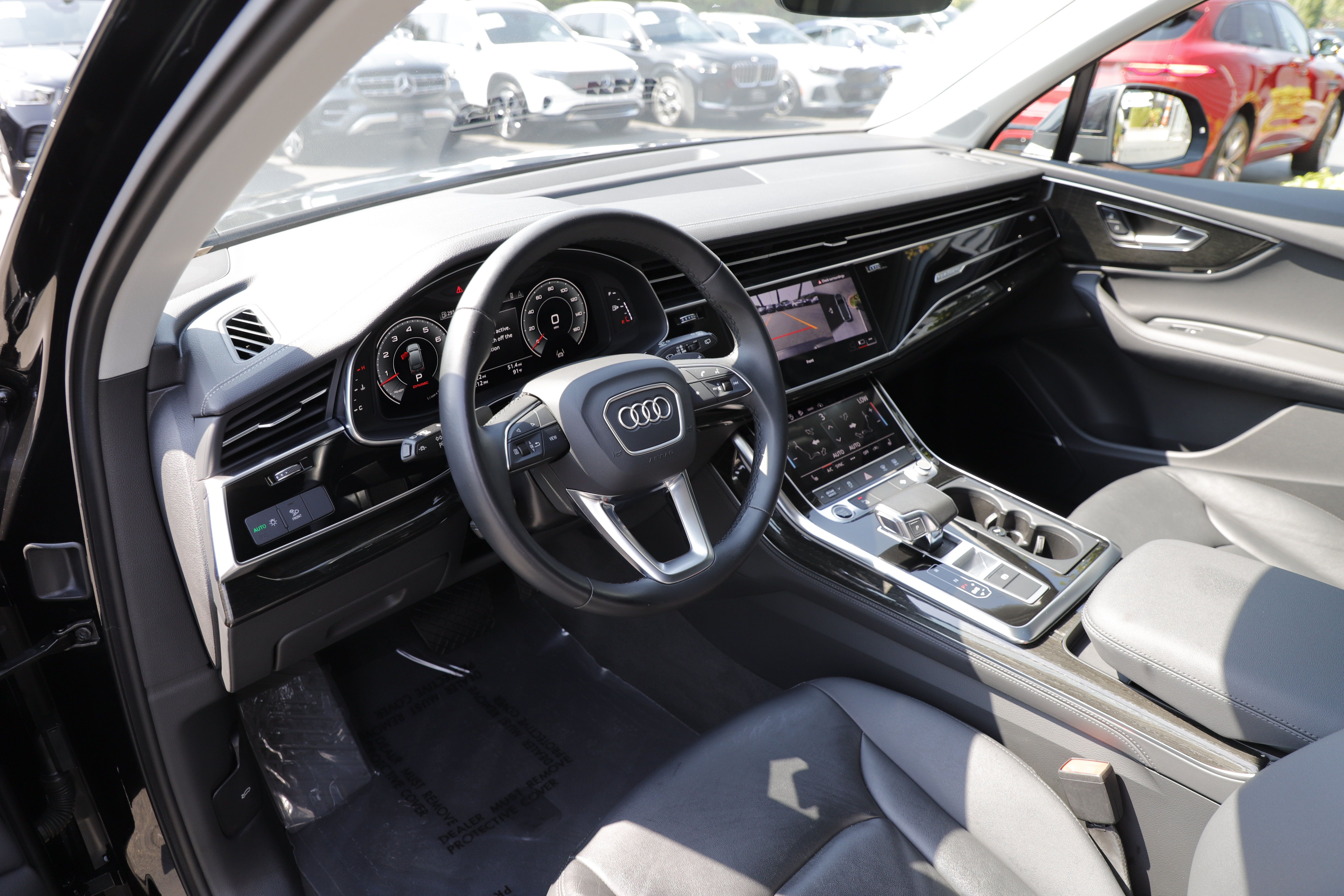 Used 2023 Audi Q7 3.0T Premium Plus w/ Premium Plus Package AWD/4WD image 17