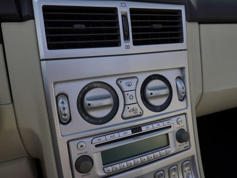 Used 2005 Chrysler Crossfire Limited RWD image 25