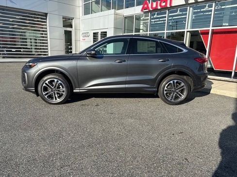 New 2026 Audi Q5 Premium AWD/4WD image 2