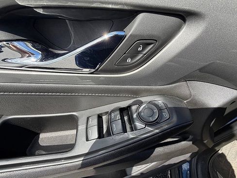 Used 2023 Chevrolet Traverse LT w/ LPO, Floor Liner Package AWD/4WD image 37