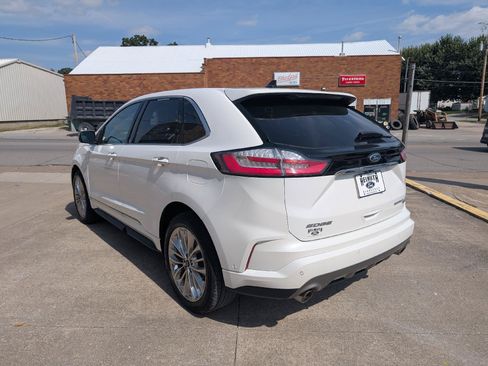 Used 2020 Ford Edge Titanium w/ Equipment Group 301A AWD/4WD image 8