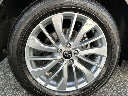 Certified 2023 INFINITI QX50 Luxe AWD/4WD image 12