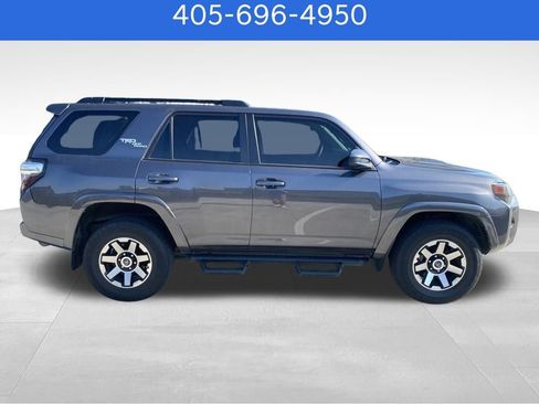 Used 2022 Toyota 4Runner TRD Off-Road image 4