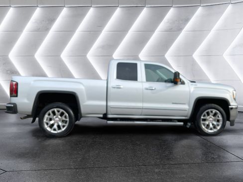 Used 2017 GMC Sierra 1500 SLT w/ SLT Premium Package image 7