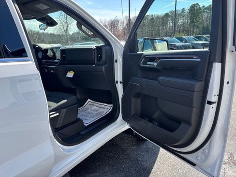 New 2026 GMC Sierra 1500 SLE image 42