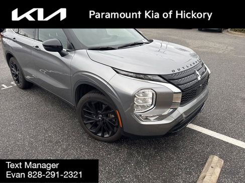 Used 2022 Mitsubishi Outlander SEL Black Edition image 1