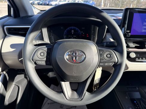 Certified 2026 Toyota Corolla Cross L image 11