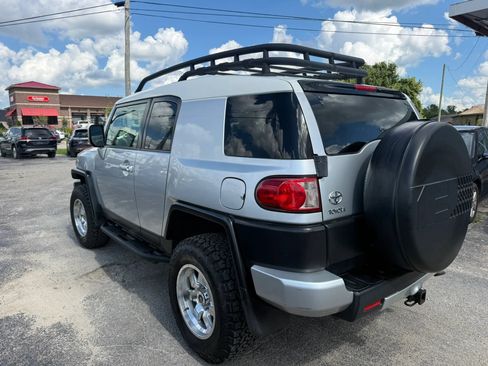Used 2008 Toyota FJ Cruiser 4WD image 8