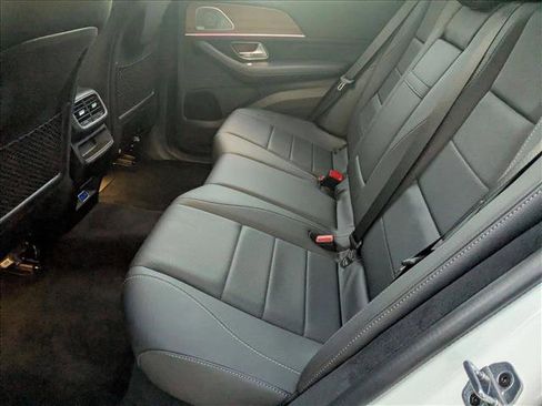 Used 2025 Mercedes-Benz GLE 450e 4MATIC image 19