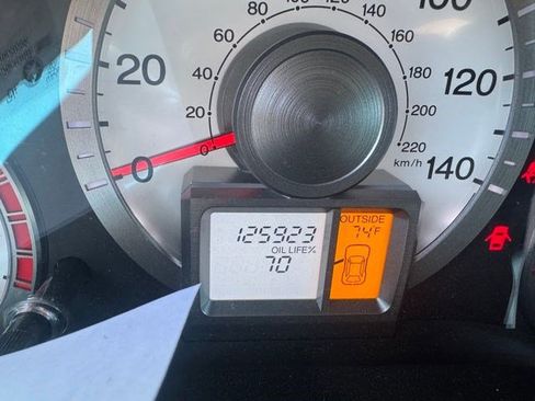 Used 2011 Honda Pilot EX-L image 15