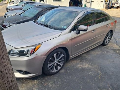 Used 2016 Subaru Legacy 2.5i Limited AWD/4WD image 1
