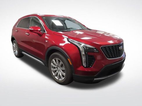 Certified 2023 Cadillac XT4 Premium Luxury w/ Enhanced Visibility Package image 8