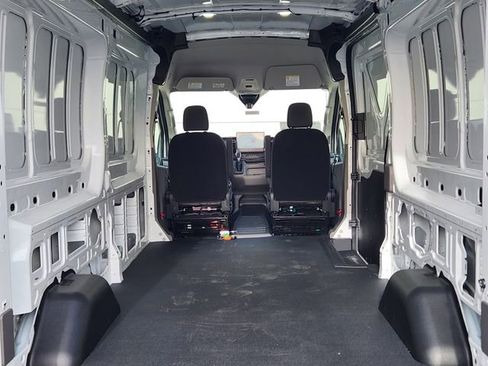New 2026 Ford Transit 250 148 Medium Roof Extended AWD image 18