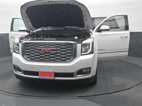 Used 2020 GMC Yukon Denali w/ Denali Ultimate Package image 38