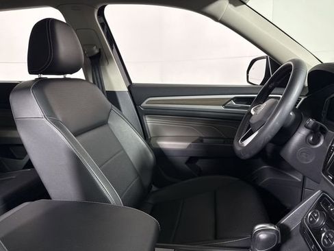 Used 2023 Volkswagen Atlas SEL image 12