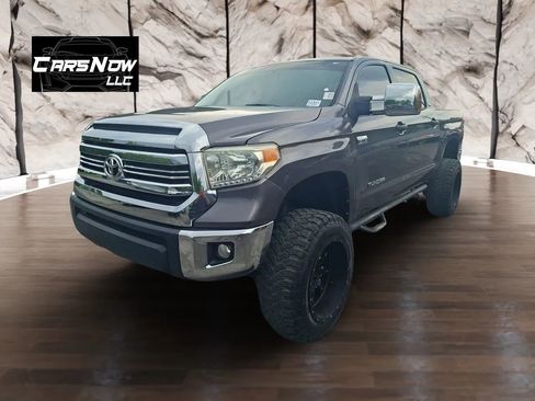 Used 2016 Toyota Tundra SR5 w/ SR5 Upgrade Package RWD image 3