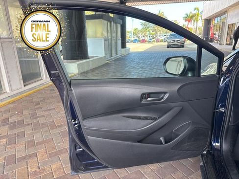 Used 2022 Toyota Corolla LE image 14
