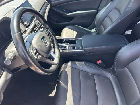 Used 2022 Honda Accord Sport image 10