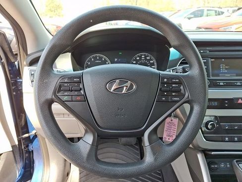 Used 2015 Hyundai Sonata SE w/ Option Group 09 image 20