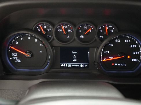 Used 2025 Chevrolet Silverado 1500 Custom Trail Boss AWD/4WD image 10