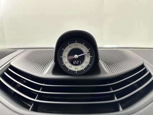 Certified 2024 Porsche Taycan 4S image 30