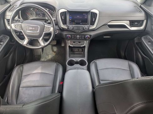 Used 2024 GMC Terrain SLT AWD/4WD image 14