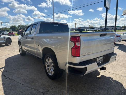 Used 2020 Chevrolet Silverado 1500 Custom w/ Custom Value Package RWD image 8