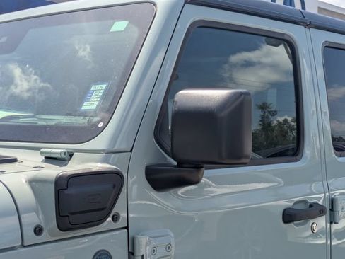 Used 2024 Jeep Wrangler Unlimited w/ Convenience Group AWD/4WD image 11