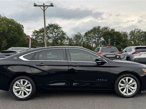 Used 2016 Chevrolet Impala LT w/ Convenience Package FWD image 4