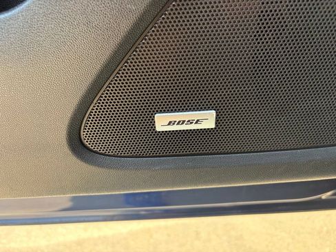 Used 2023 Chevrolet Equinox RS w/ RS Leather Package FWD image 3