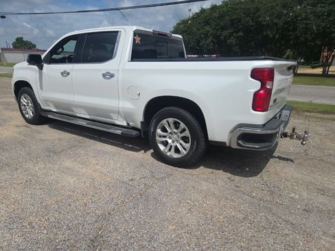 Used 2023 Chevrolet Silverado 1500 LTZ w/ LTZ Convenience Package II AWD/4WD image 8