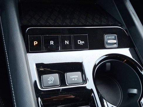 Used 2025 Nissan Murano SV image 15