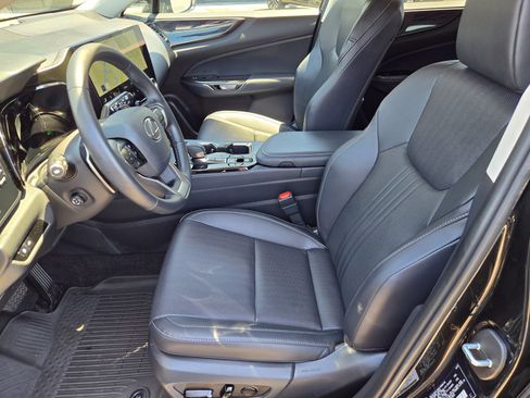 Used 2025 Lexus NX 350h AWD w/ Accessory Package (2T) image 15