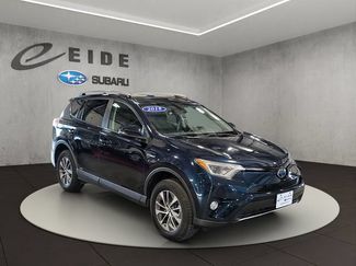 Used 2018 Toyota RAV4 XLE AWD/4WD video 1